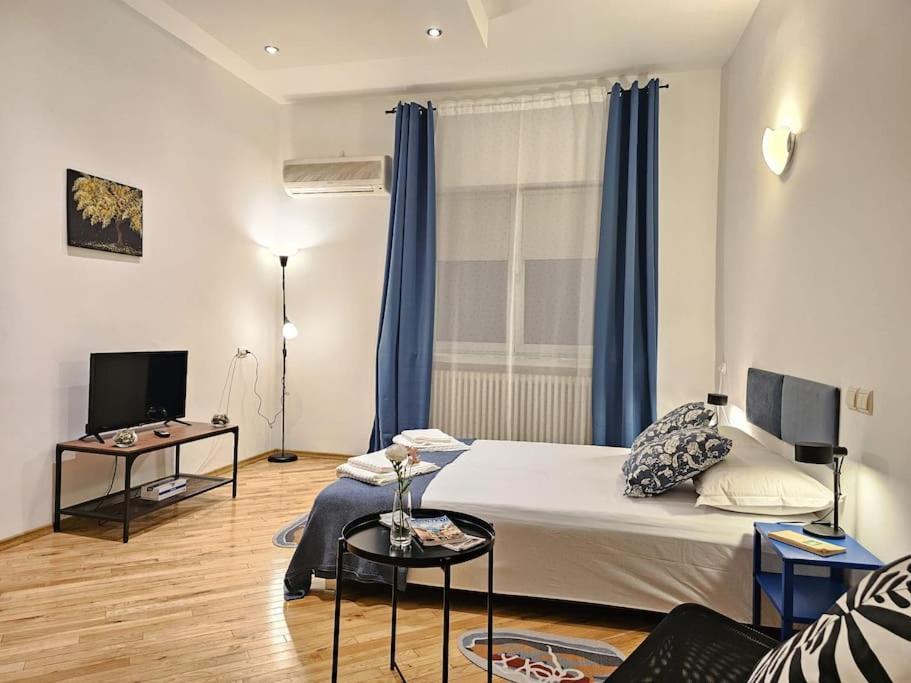 Sweet Dreams Suites Calea Victoriei Sunny Studio Bucharest Exterior photo